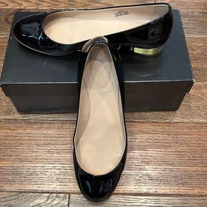 J Crew Black patent flats size 7